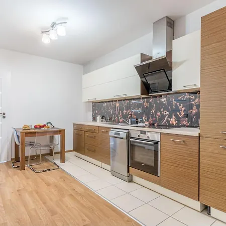 Pane - Charming Place, 5 Minutes To Old Town Accommodatie bij particulieren