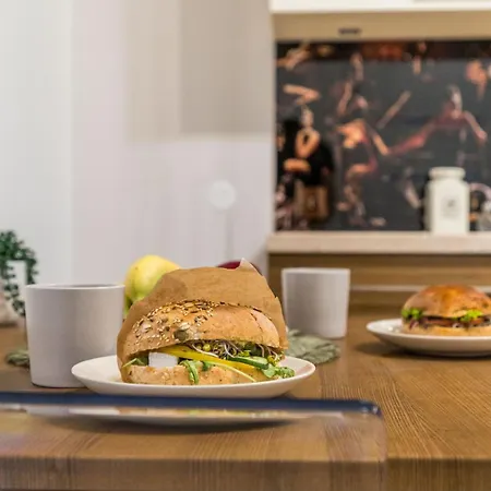 Privat bolig Pane - Charming Place, 5 Minutes To Old Town *