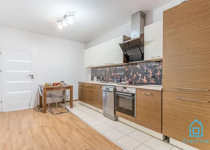 Pane - Charming Place, 5 Minutes To Old Town 홈스테이